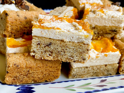Pumpkin Chai Latte Cookie Bars